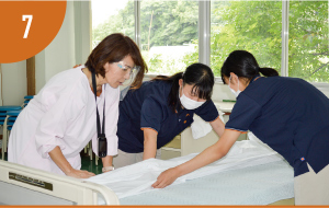 7月